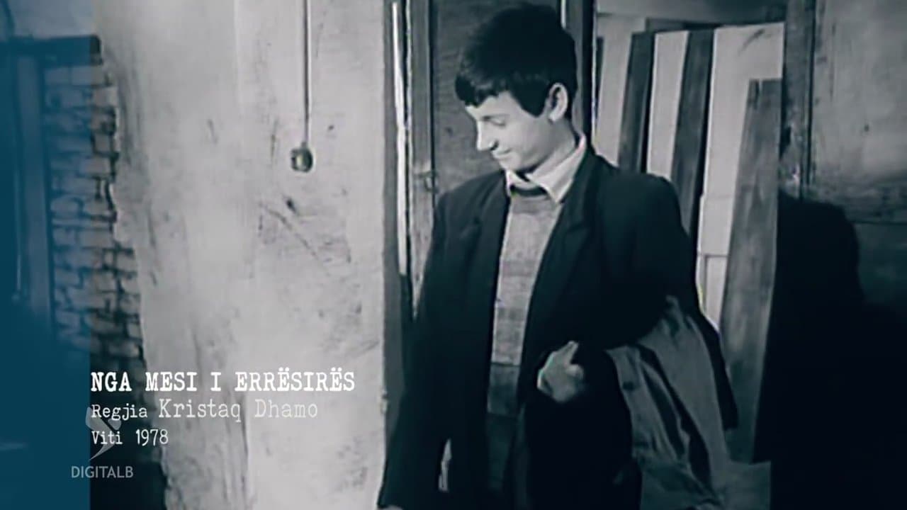 Nga mesi i errësirësの背景画像