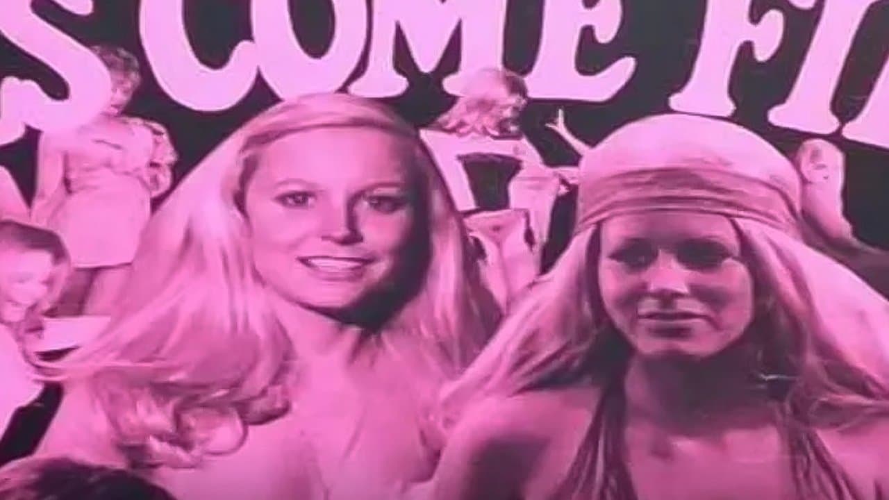 Girls Come Firstの背景画像