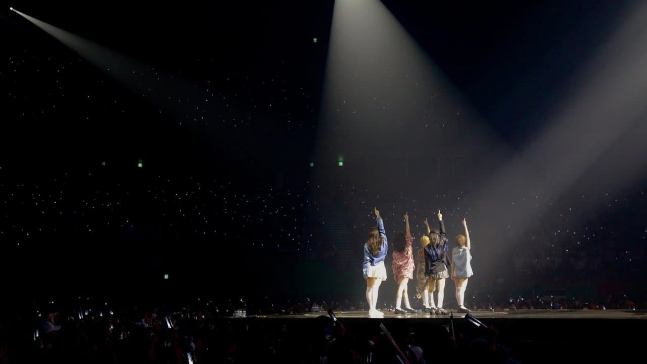 2023 LE SSERAFIM TOUR 'FLAME RISES' IN SEOULの背景画像