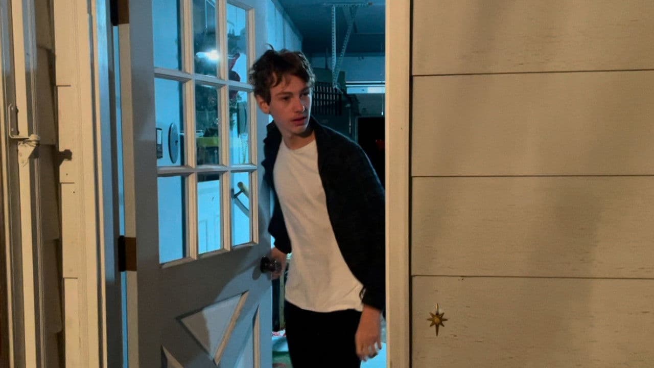 Guy on the Outsideの背景画像