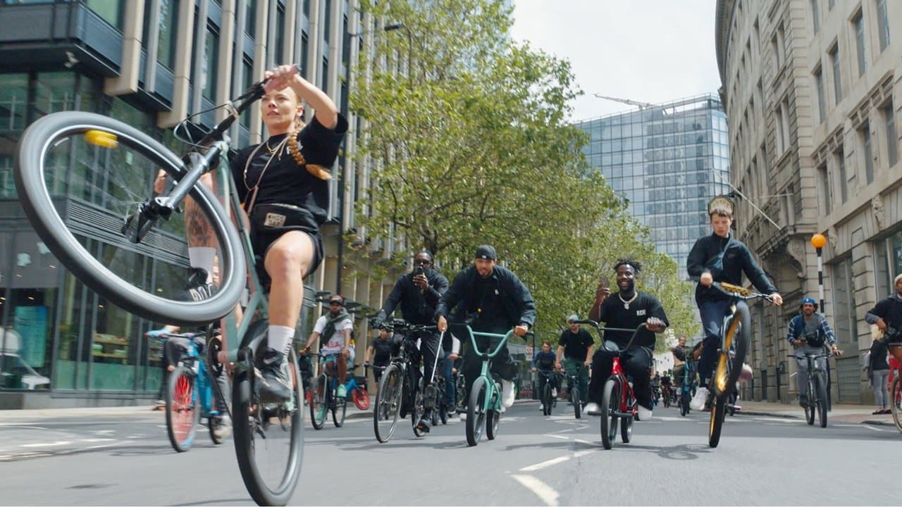 Shires - A British Bicycle Filmの背景画像