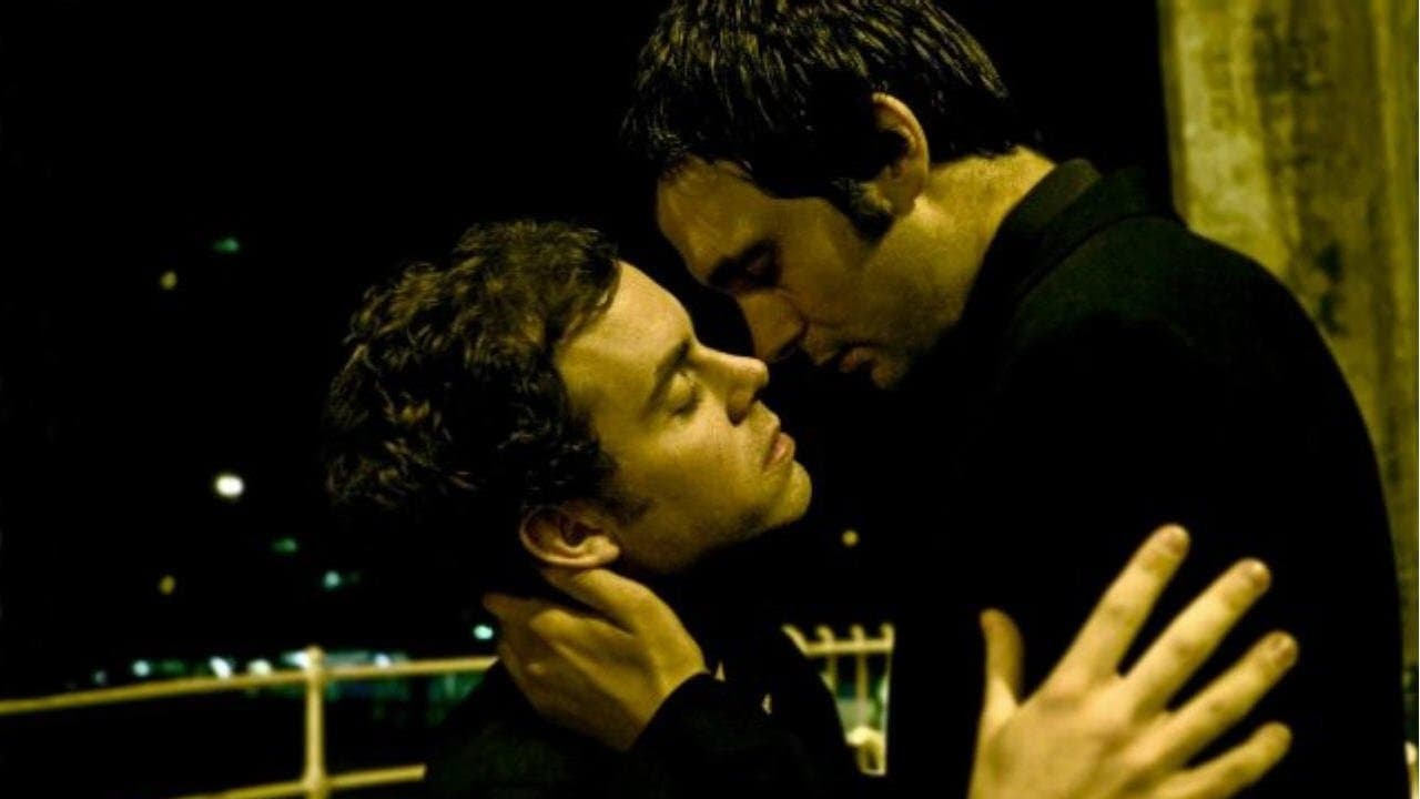 Fur Coat and No Knickersの背景画像