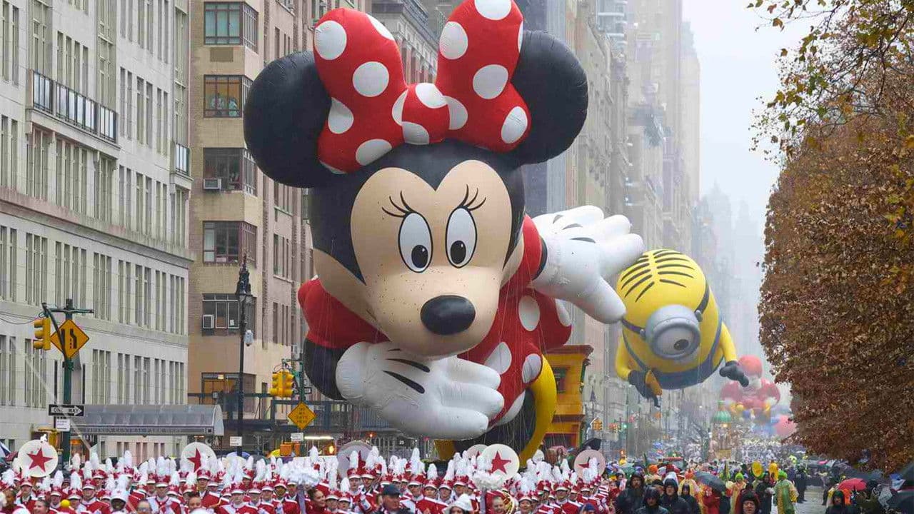 The 98th Annual Macy's Thanksgiving Day Paradeの背景画像