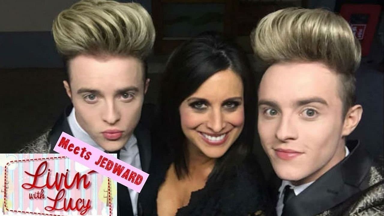 Living With Lucyの背景画像