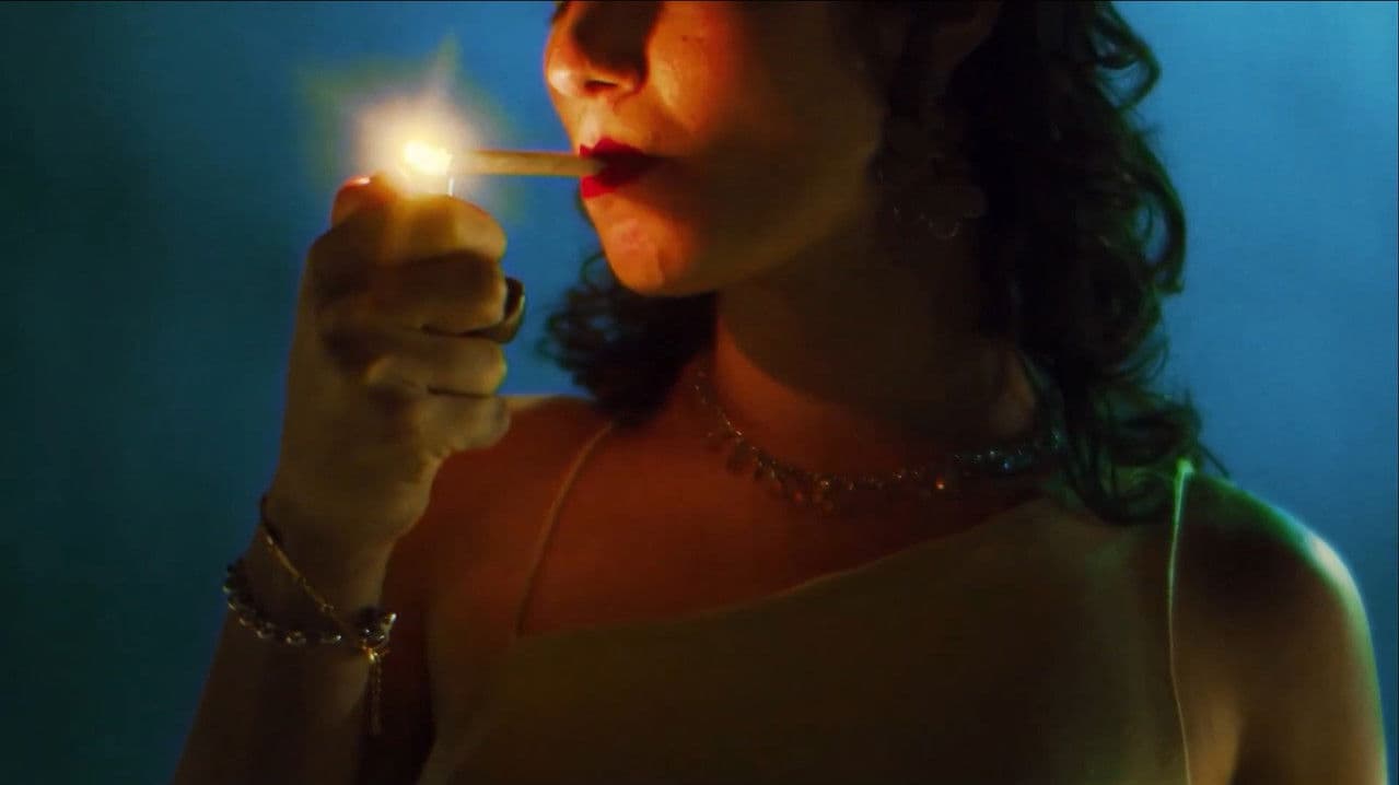 Sou Eu Quem Queima na Noiteの背景画像