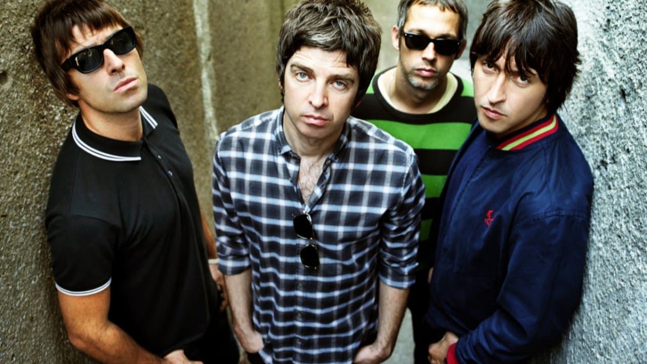 Oasis - Live at The Roundhouse 2008の背景画像