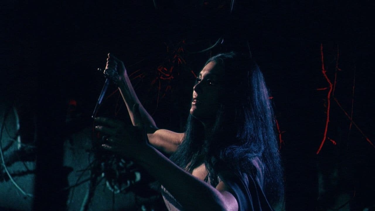 白い肌に狂う鞭の背景画像