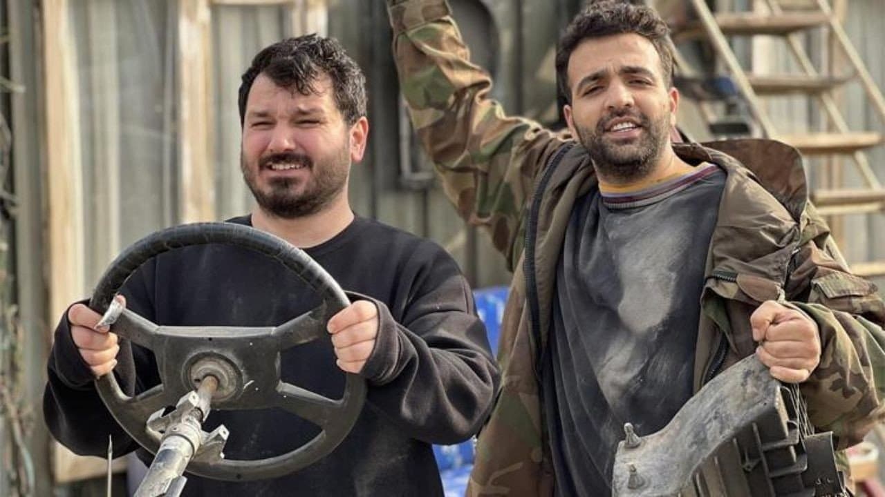 Konteynır Brothers “Hurdalık”の背景画像