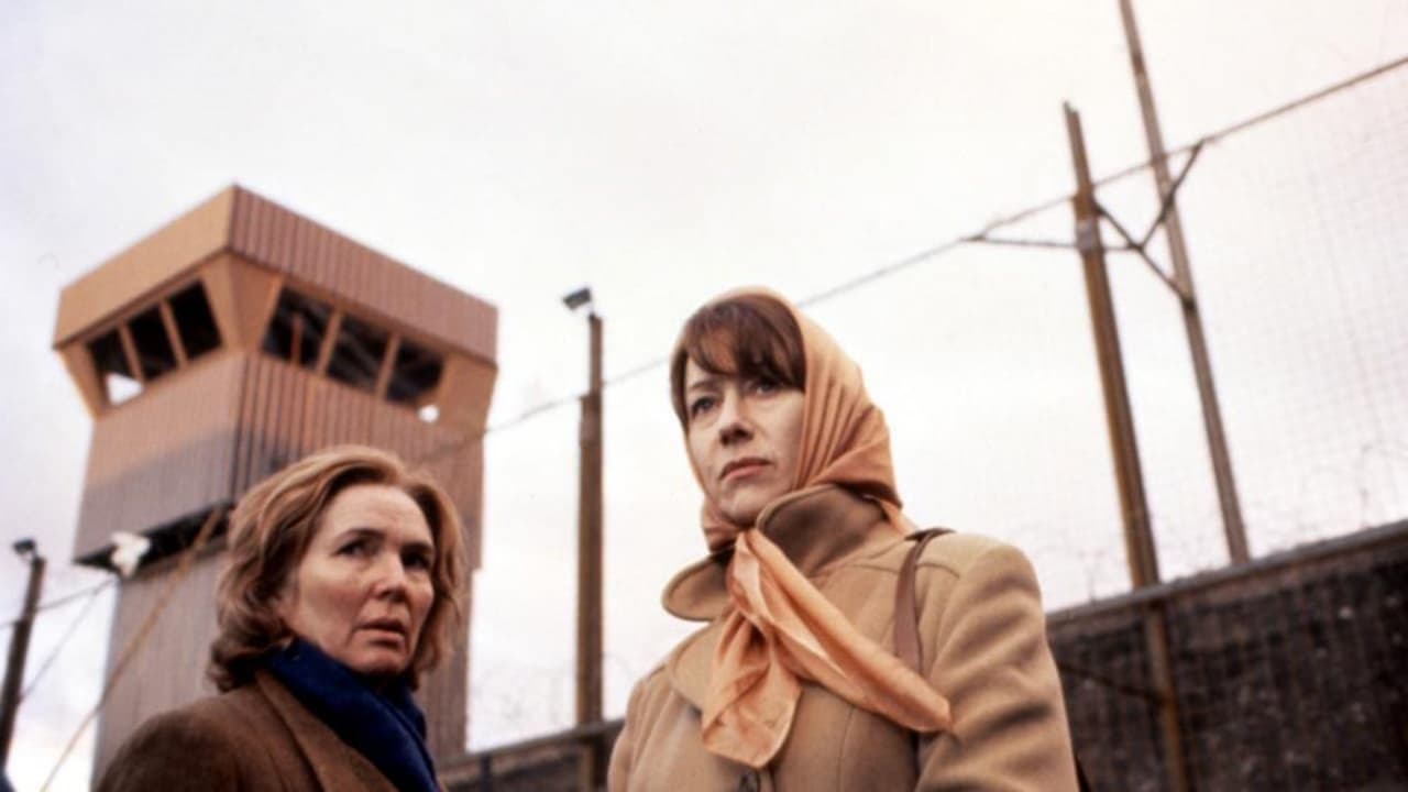 Some Mother's Sonの背景画像