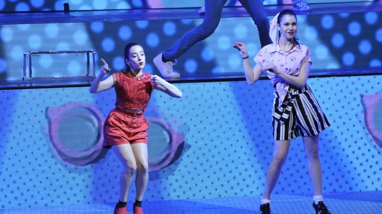 Club 57: El tiempo corre al revés - En Vivoの背景画像