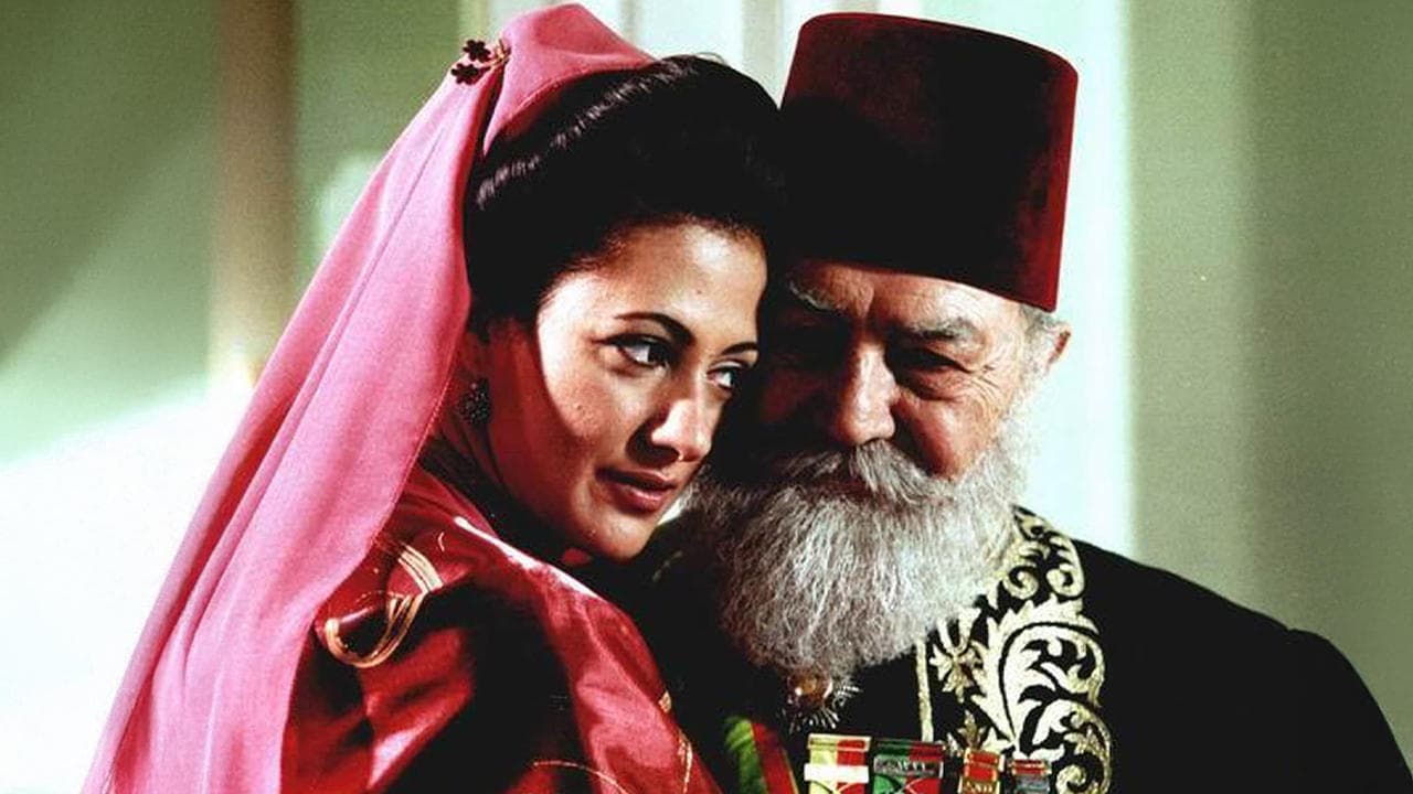 Abdülhamid Düşerkenの背景画像