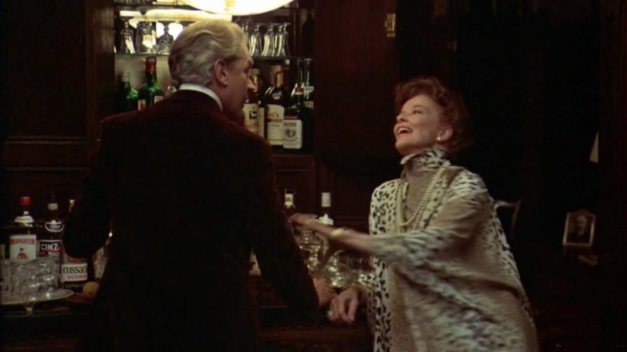 A Delicate Balanceの背景画像