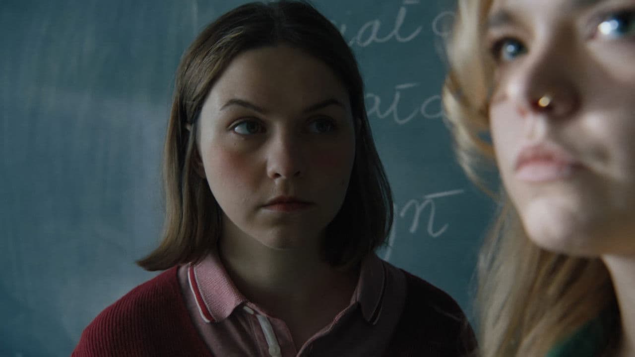 Alkibiadesの背景画像