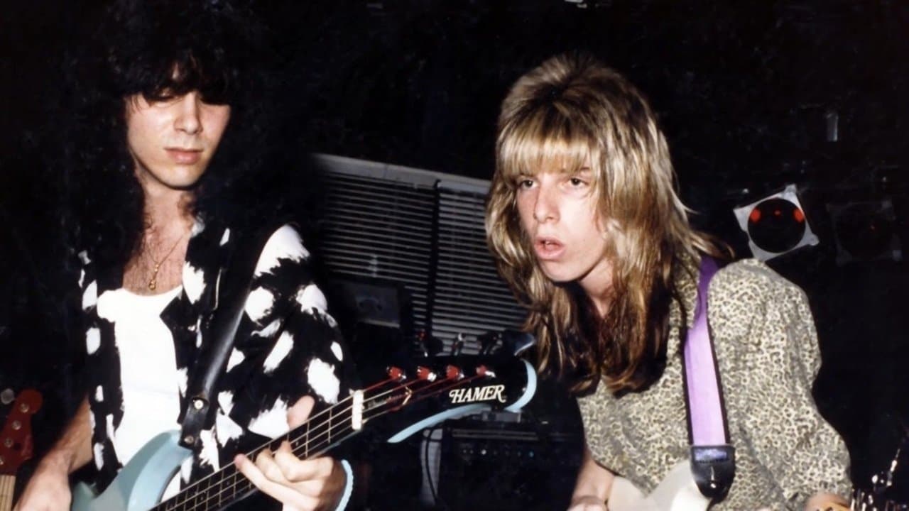 Tuff Luckの背景画像