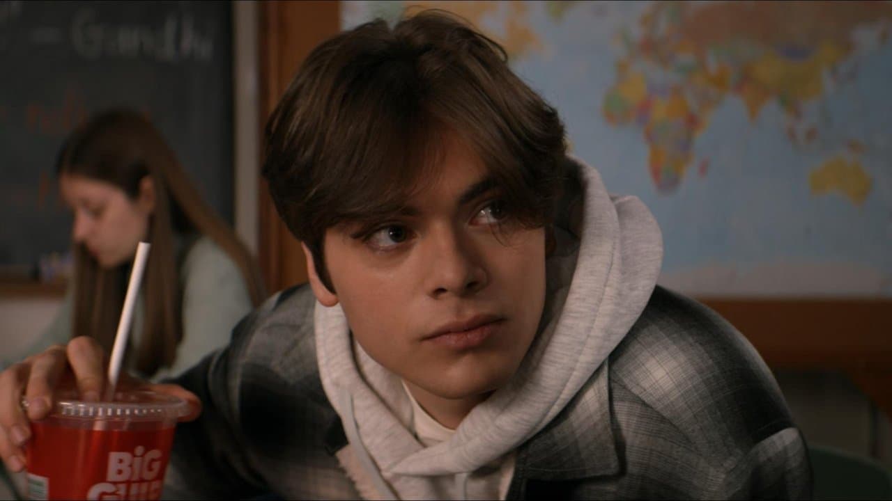 It Lives Insideの背景画像