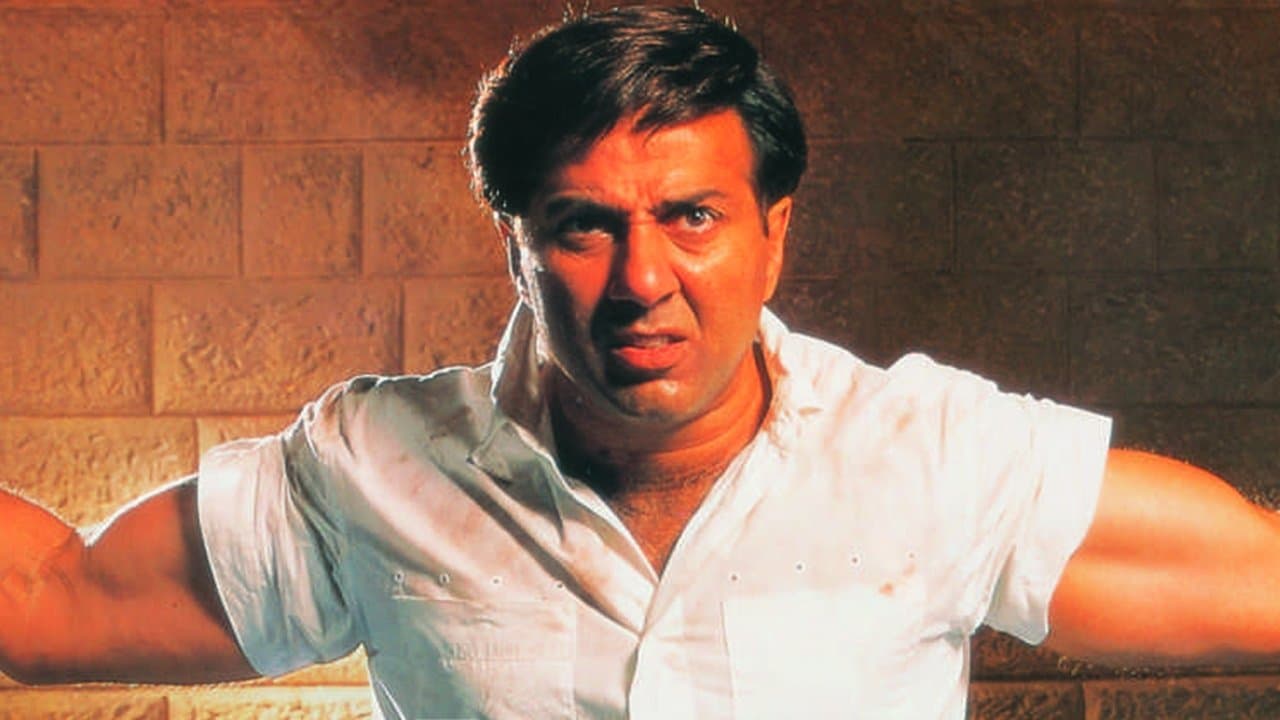 कर्ज़の背景画像