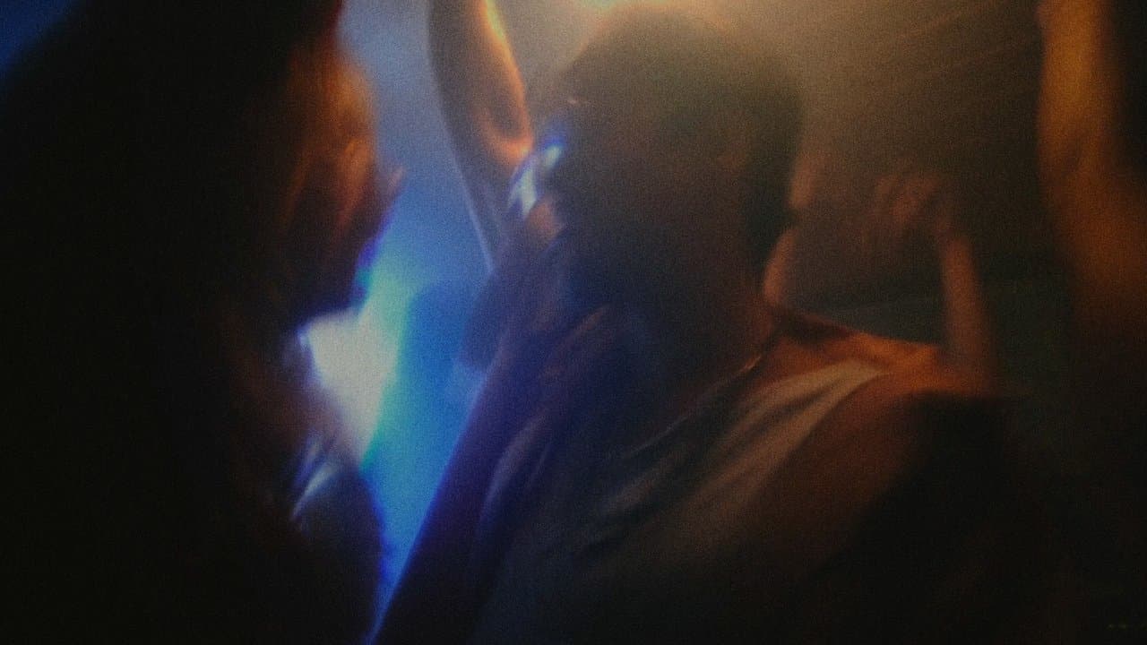 Fever Dreamの背景画像