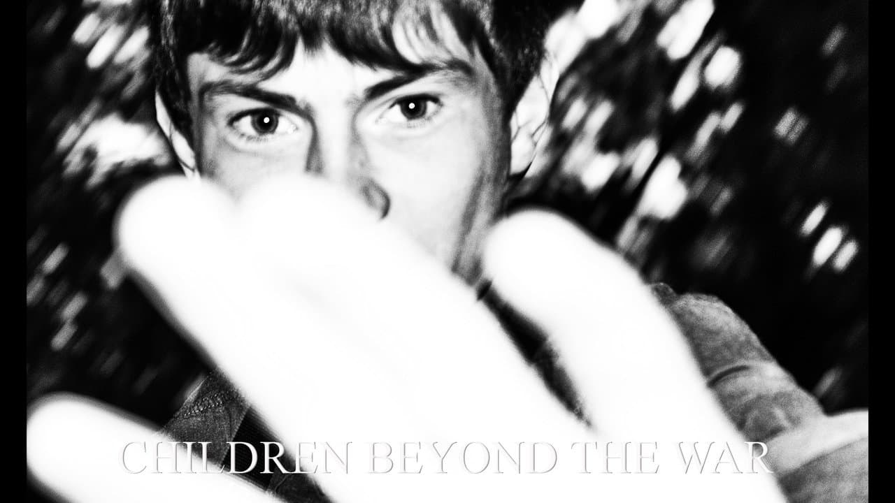 Children beyond the warの背景画像