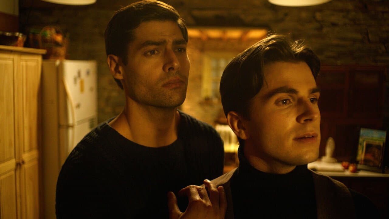 Dog Bites Manの背景画像