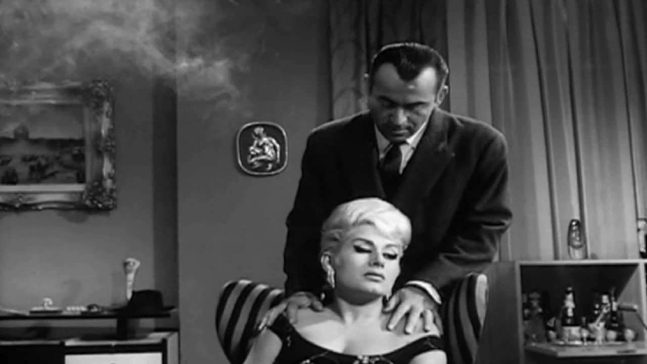 فریاد نیمه شبの背景画像