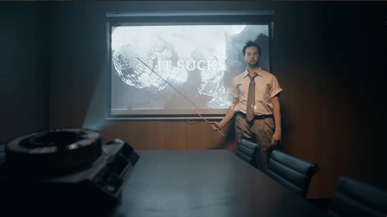 Ouch!の背景画像