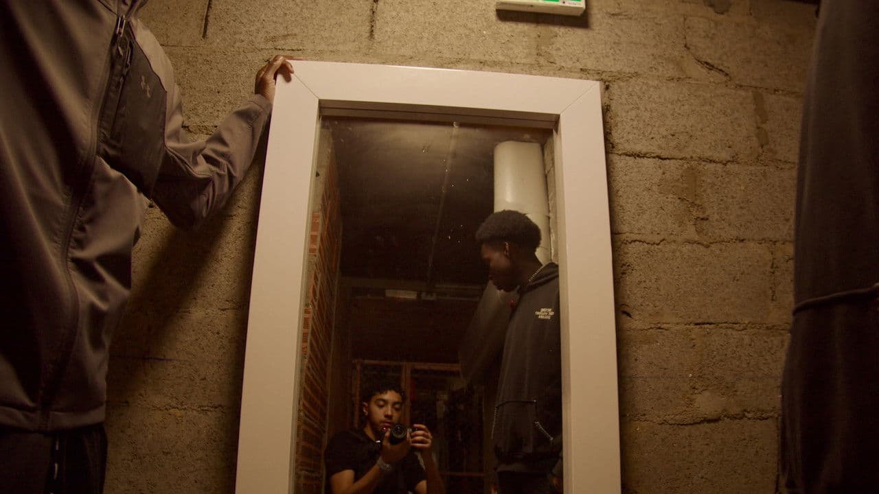 Merciの背景画像