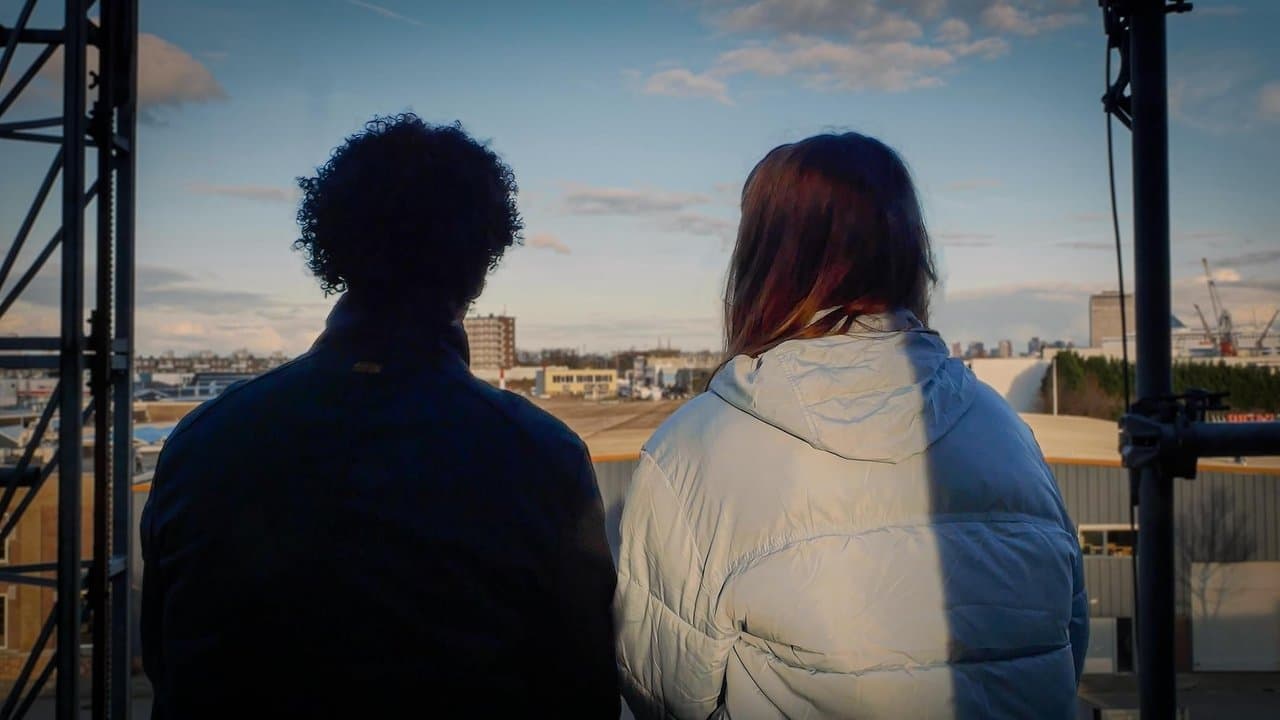 De Oorlog & De Maanの背景画像