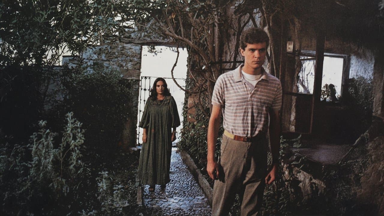 Dağınık Yatakの背景画像