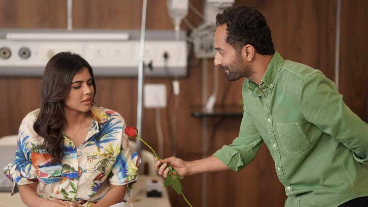 ഓടും കുതിര ചാടും കുതിരの背景画像