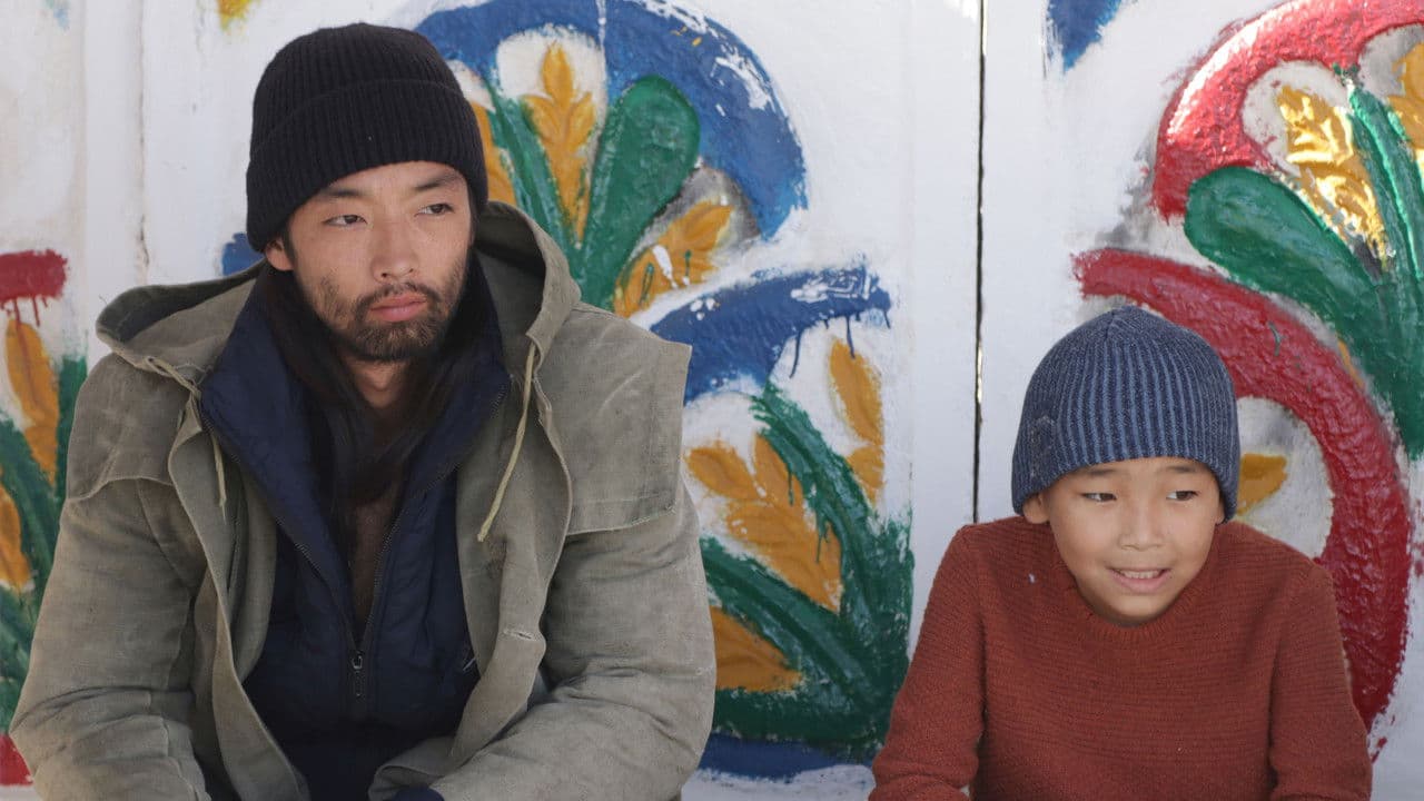 オルジャスの白い馬の背景画像