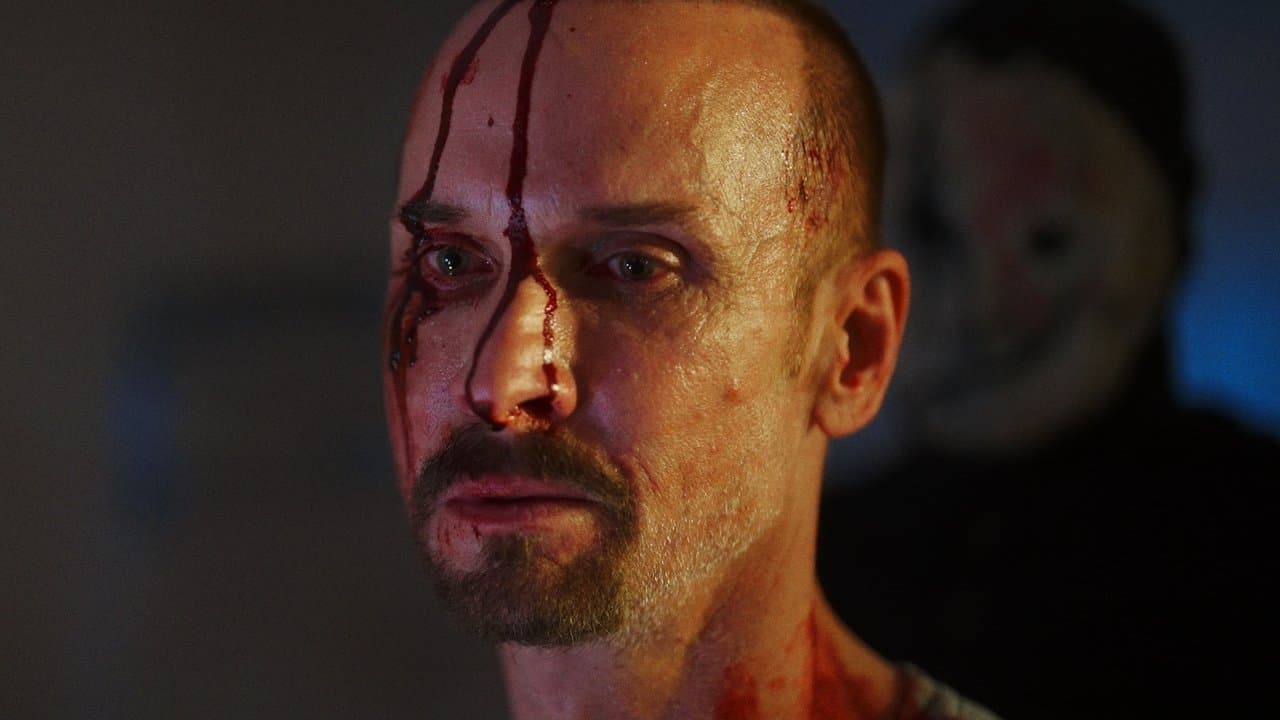 He Never Leftの背景画像