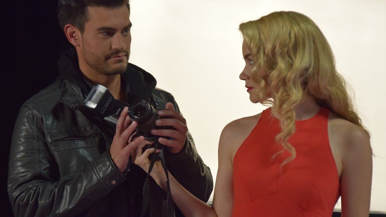 If Looks Could Killの背景画像