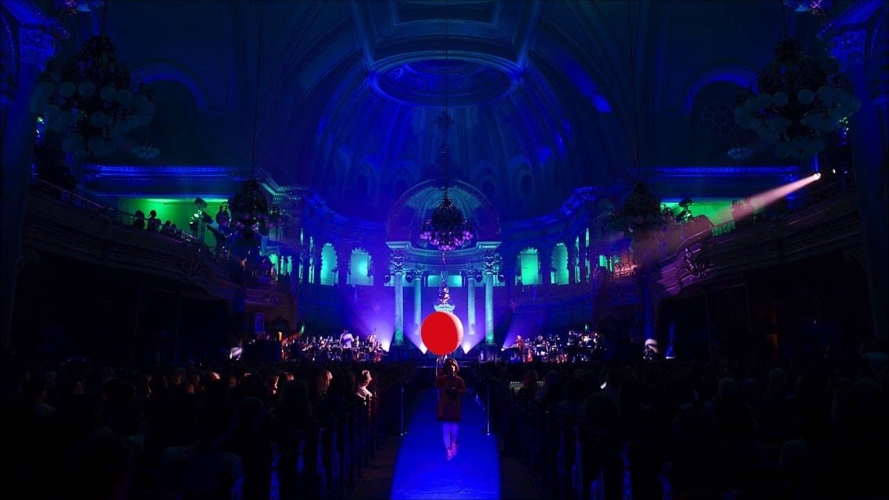 Cirque du Soleil: Le Grand Concertの背景画像