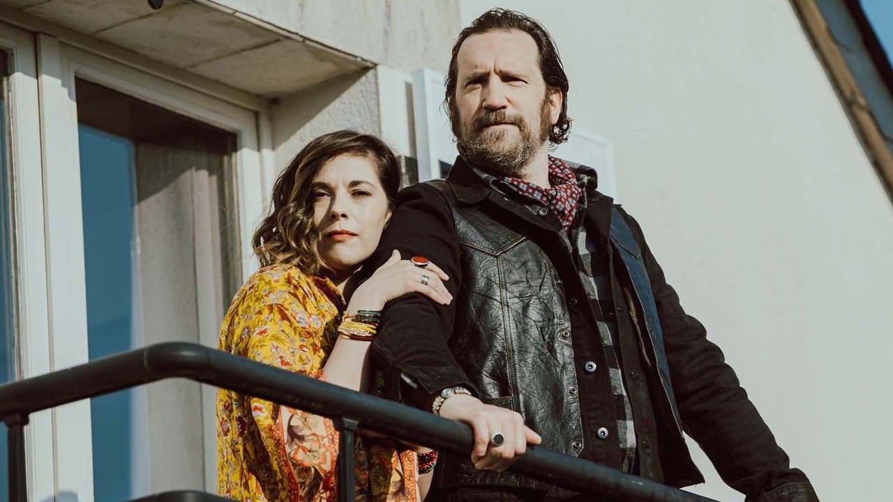 L'Invitationの背景画像