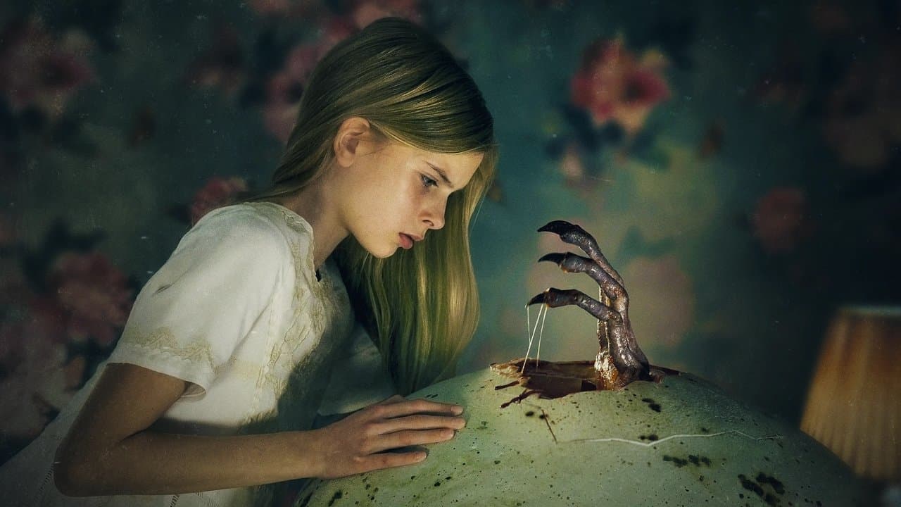 ハッチング -孵化-の背景画像