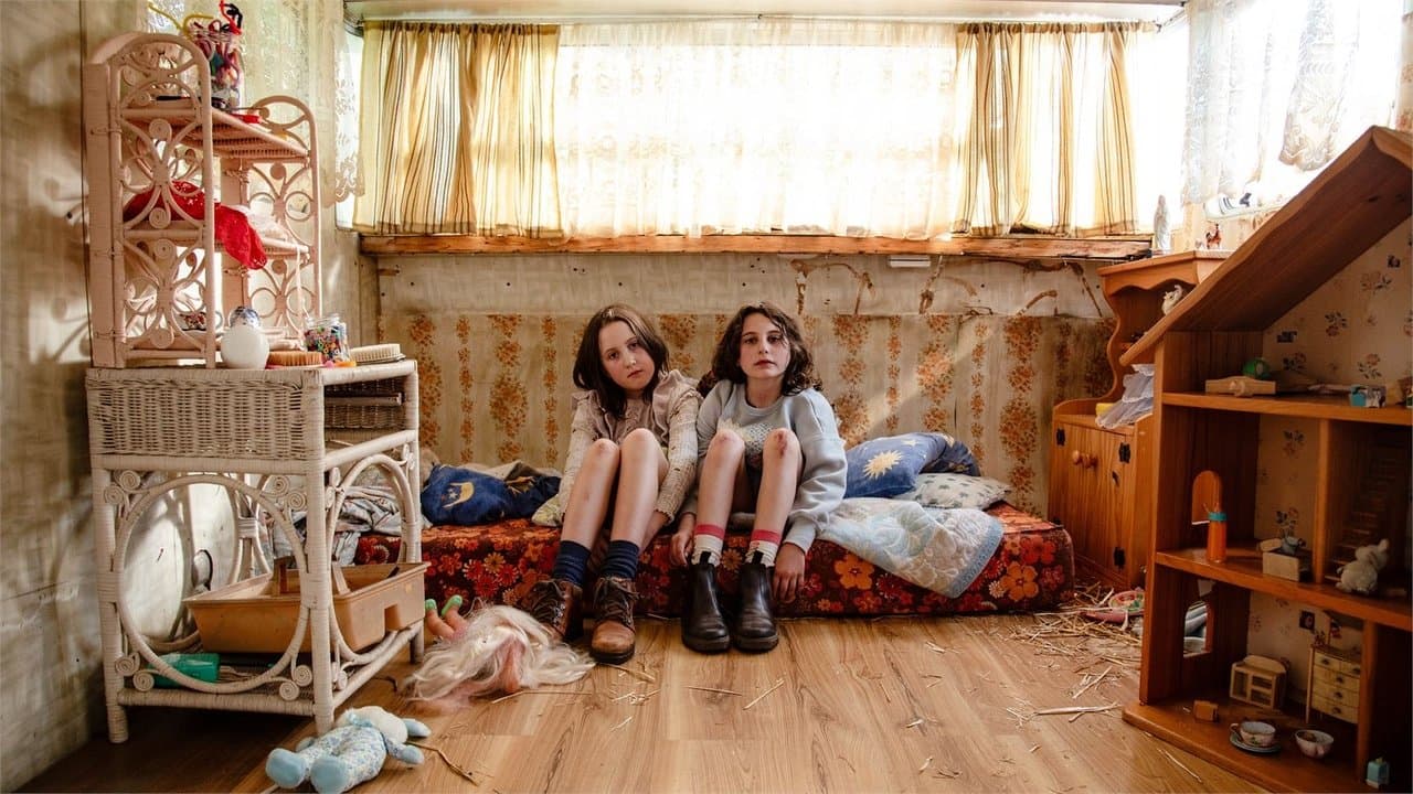 The Meaningless Daydreams of Augie & Celesteの背景画像