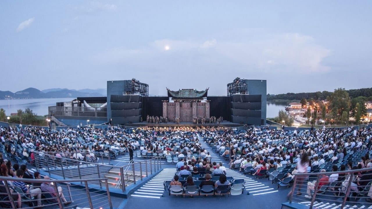 Puccini Festival, Torre del Lago - Turandotの背景画像