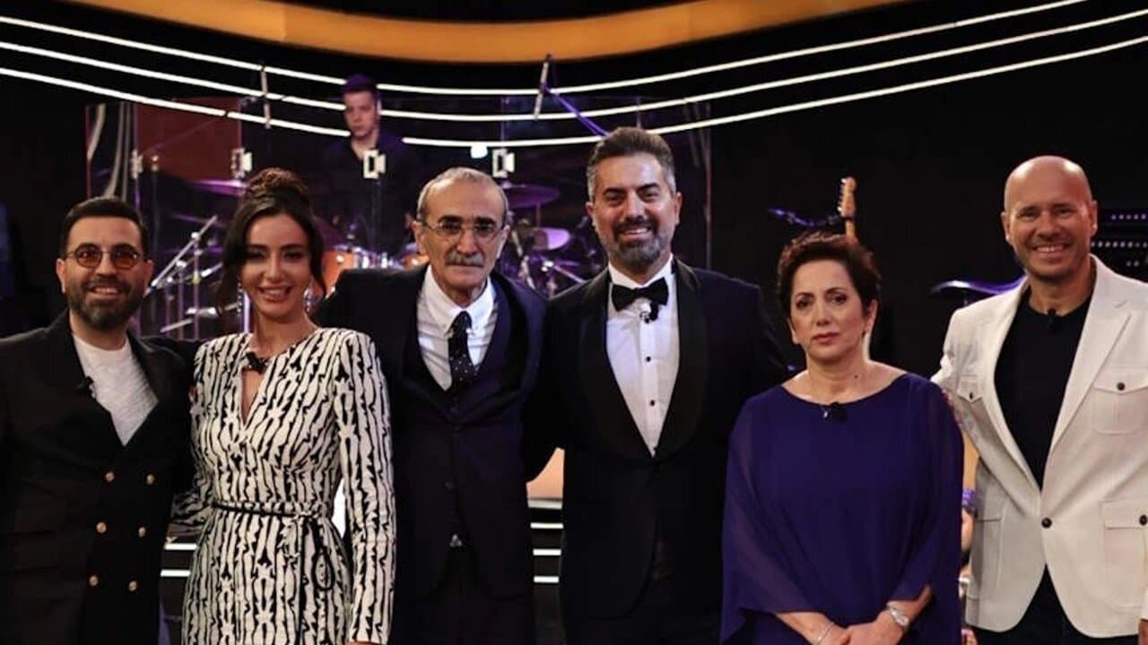 Sen Türkülerini Söyleの背景画像