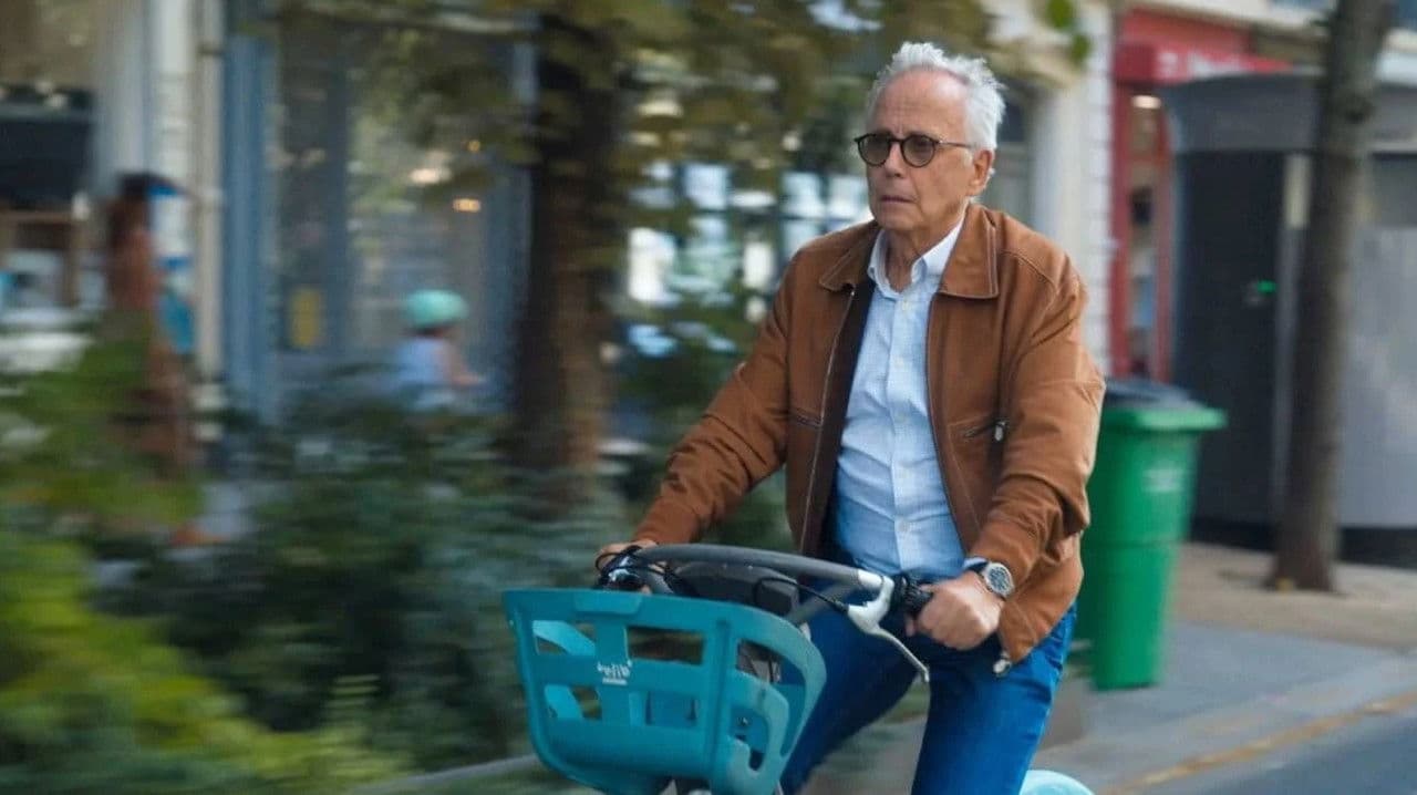 Victor comme tout le mondeの背景画像