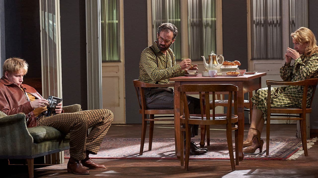 Kinder der Sonneの背景画像