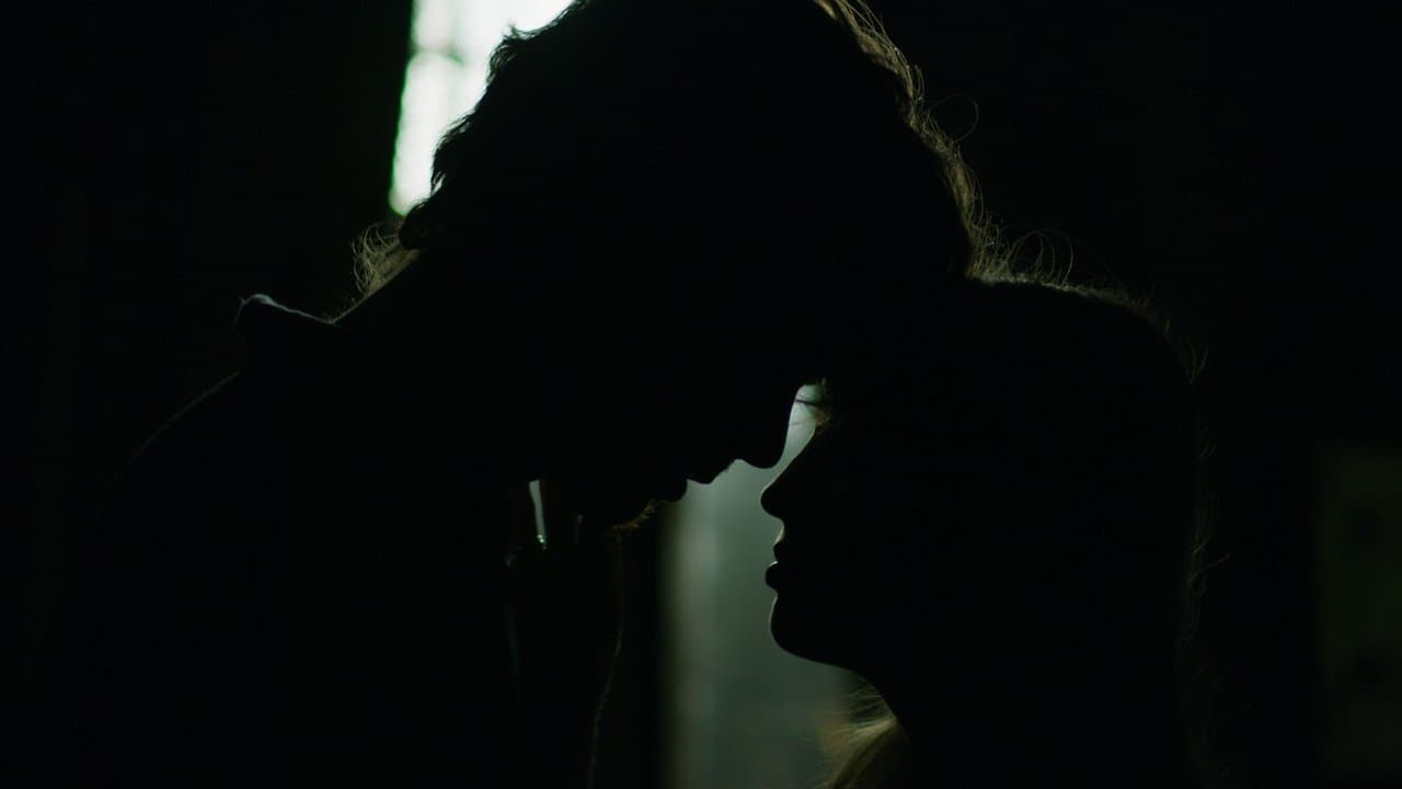 White Bloodの背景画像