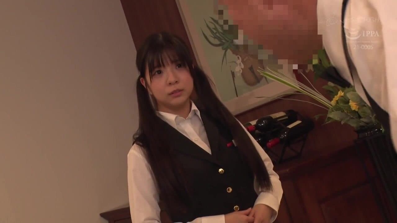 スキマバイトの闇 口移しされた発情液を飲んでしまい中出しされても腰を振り続ける純朴娘の背景画像