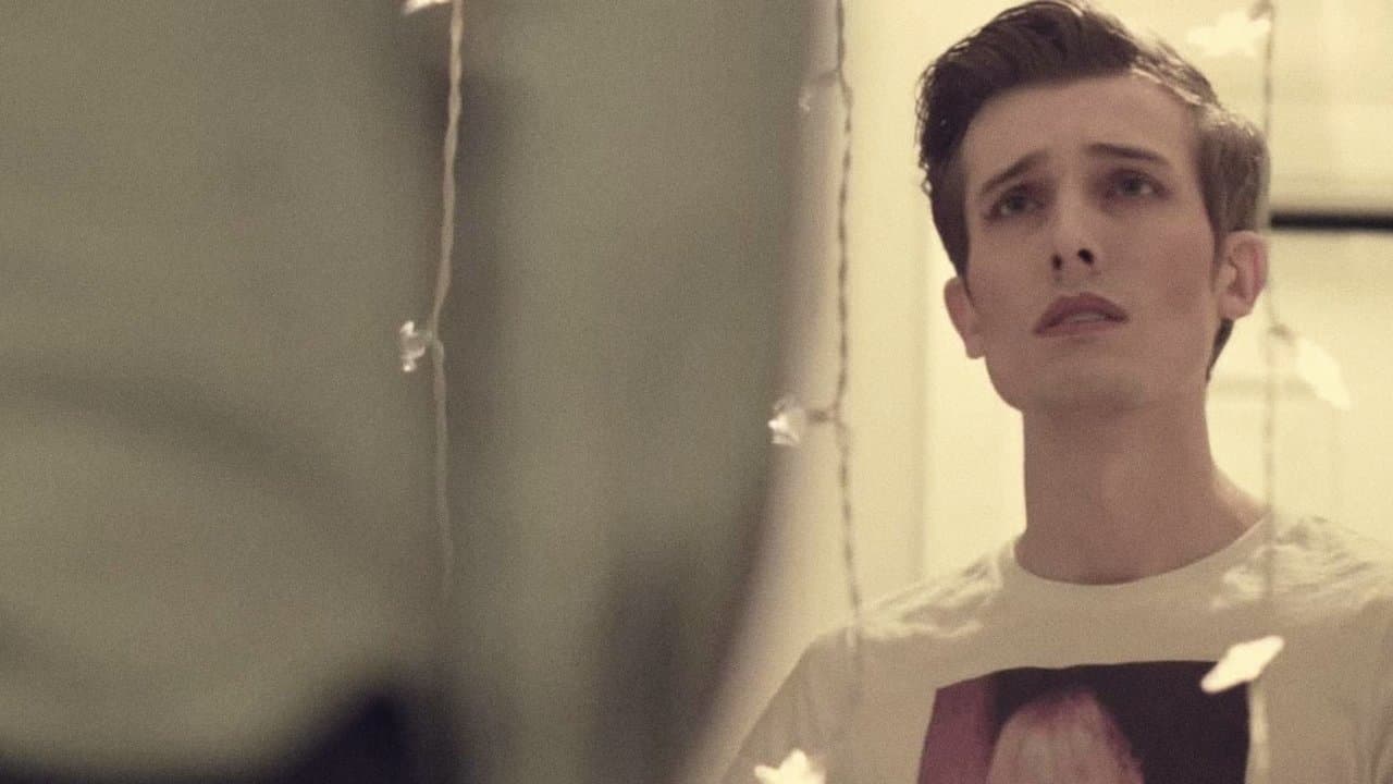 Travis Turnerの背景画像