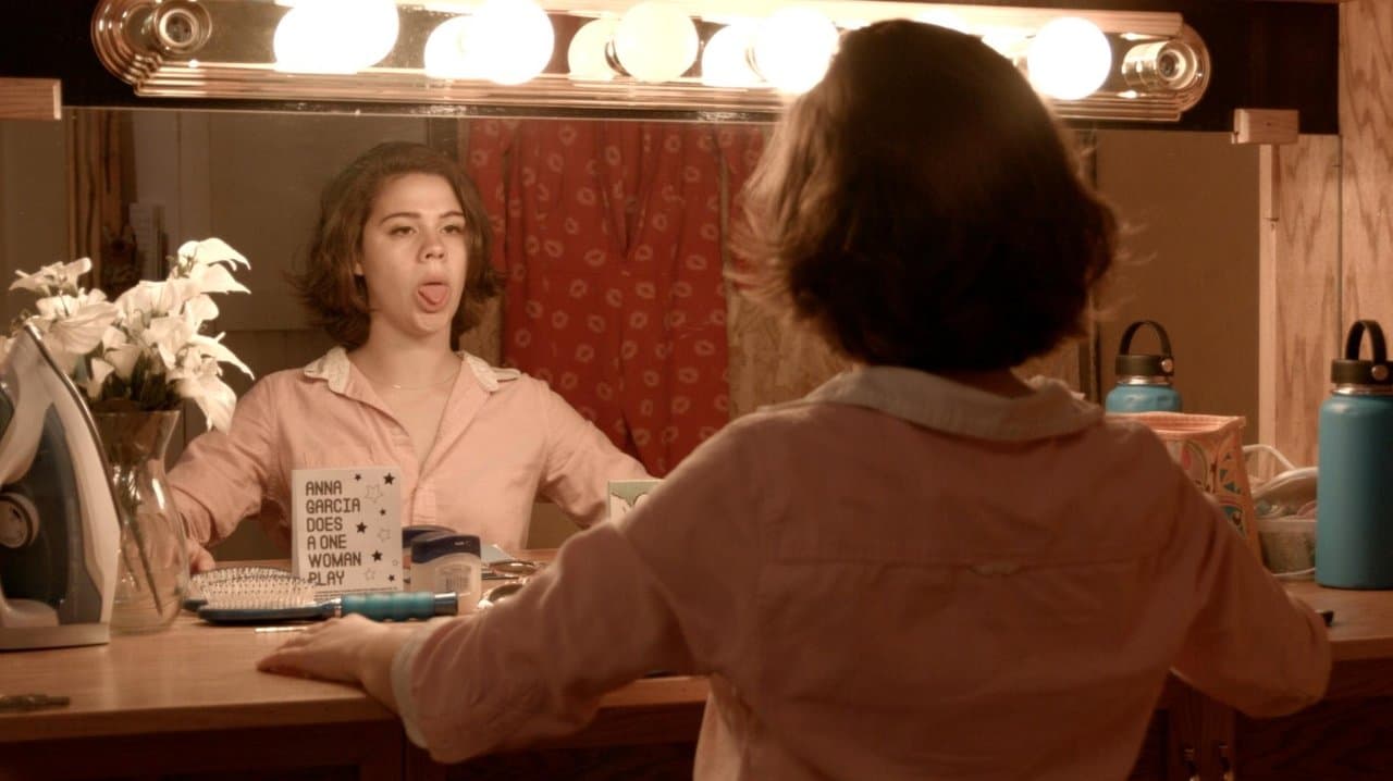Anna Garcia Does a One Woman Playの背景画像