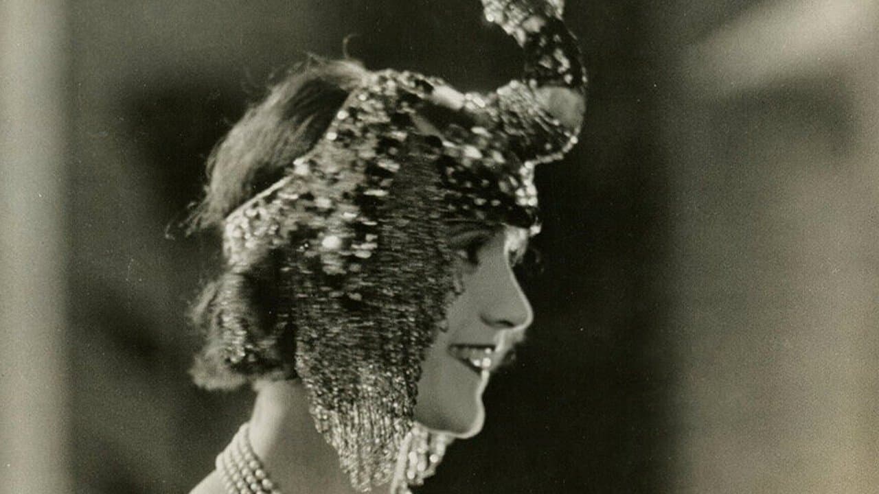 Polly of the Folliesの背景画像