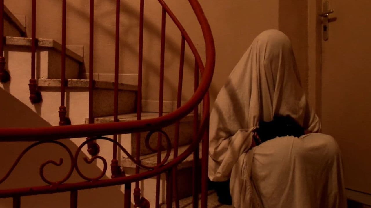 Phlycteneの背景画像