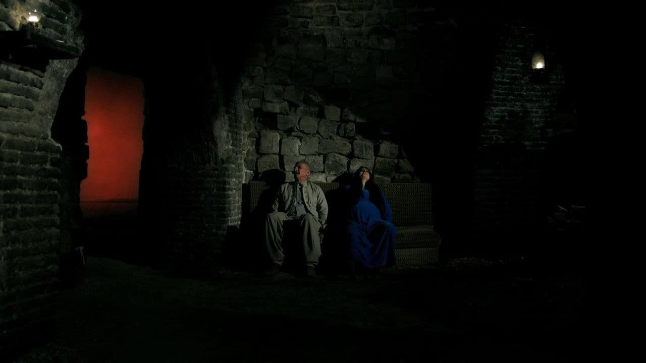 یەکەمین چیرۆکの背景画像