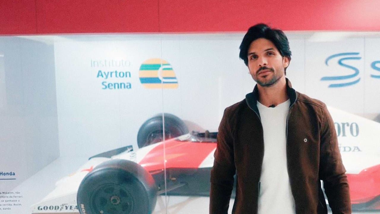 Senna: 30 Anosの背景画像