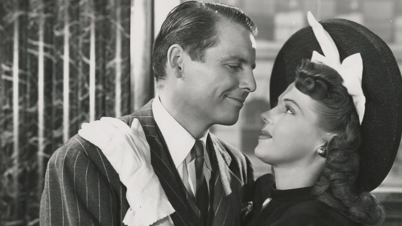 The Ghost Goes Wildの背景画像