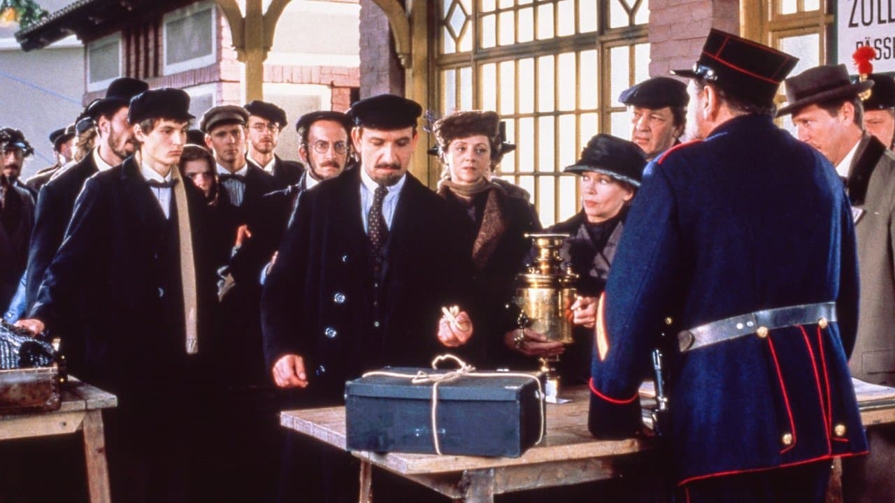 Il treno di Leninの背景画像